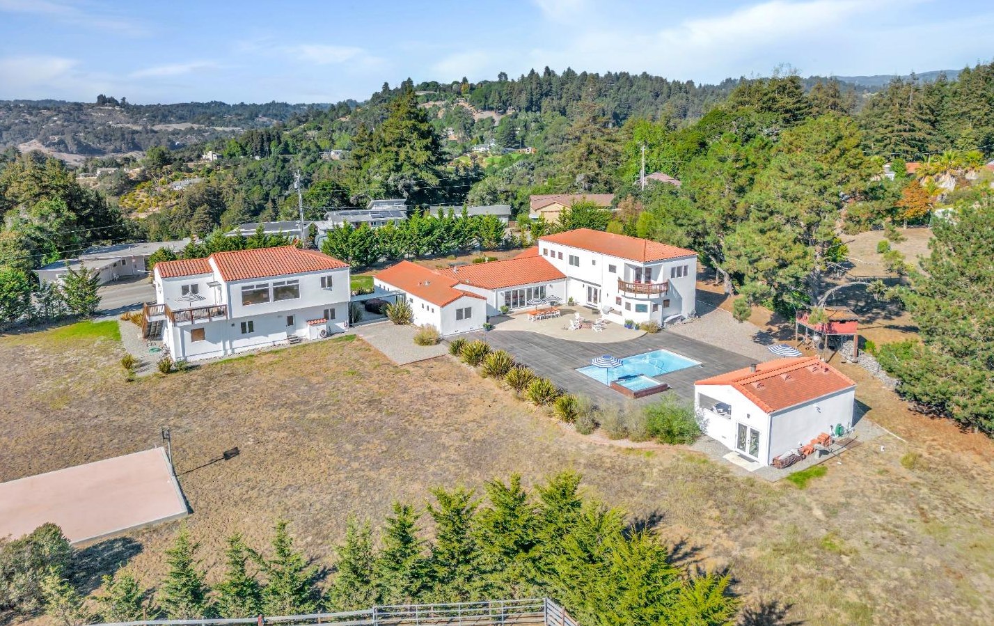 4330 Fairway Dr, Soquel, CA 95073
