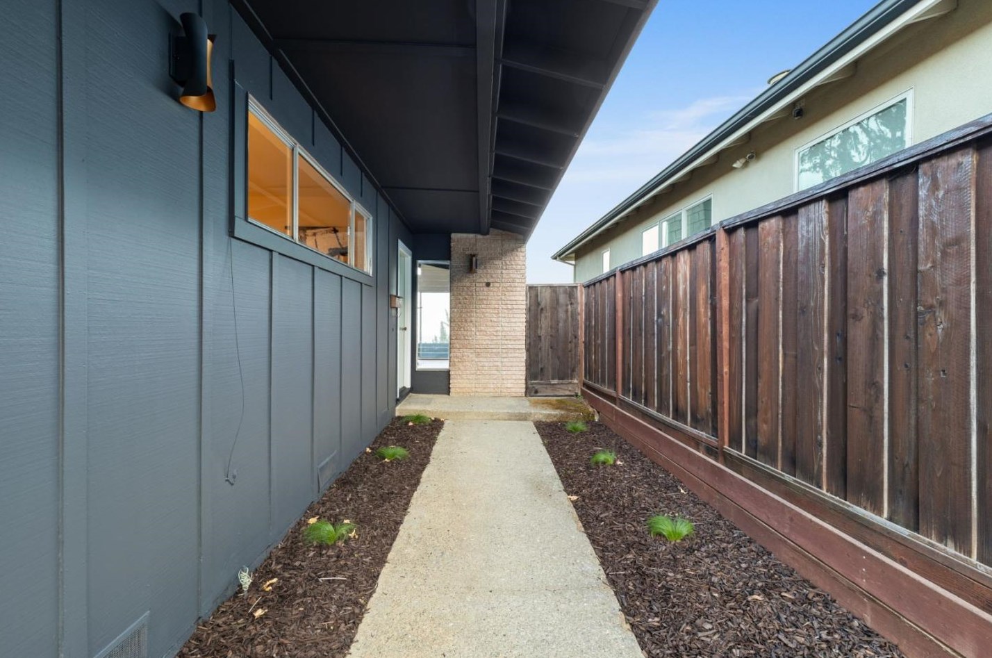 42 Chilton Ave, San Carlos, CA 94070