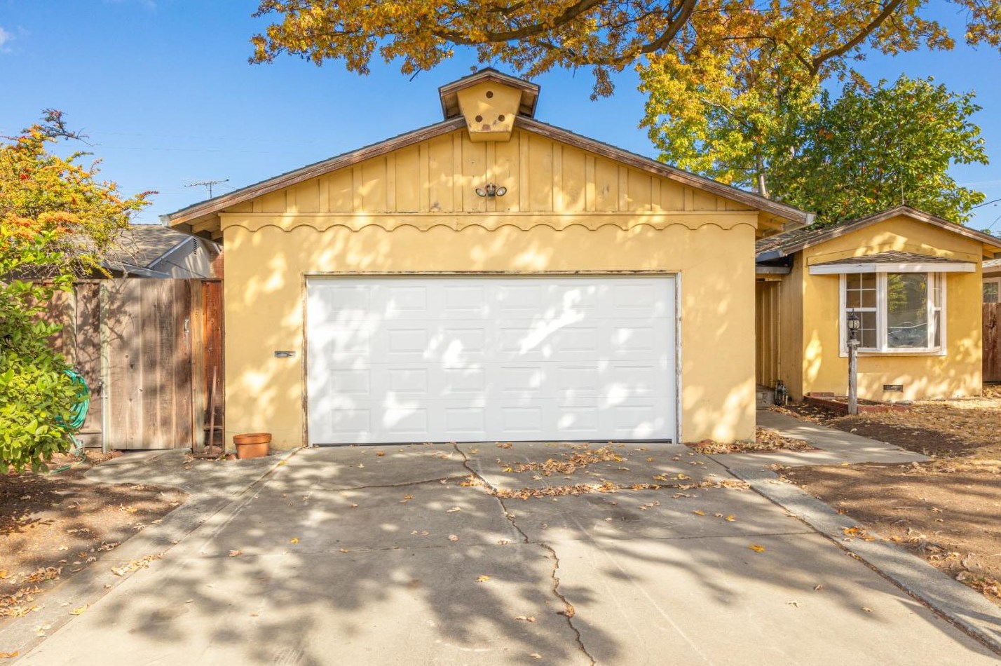 1666 Morgan St, Mountain View, CA 94043