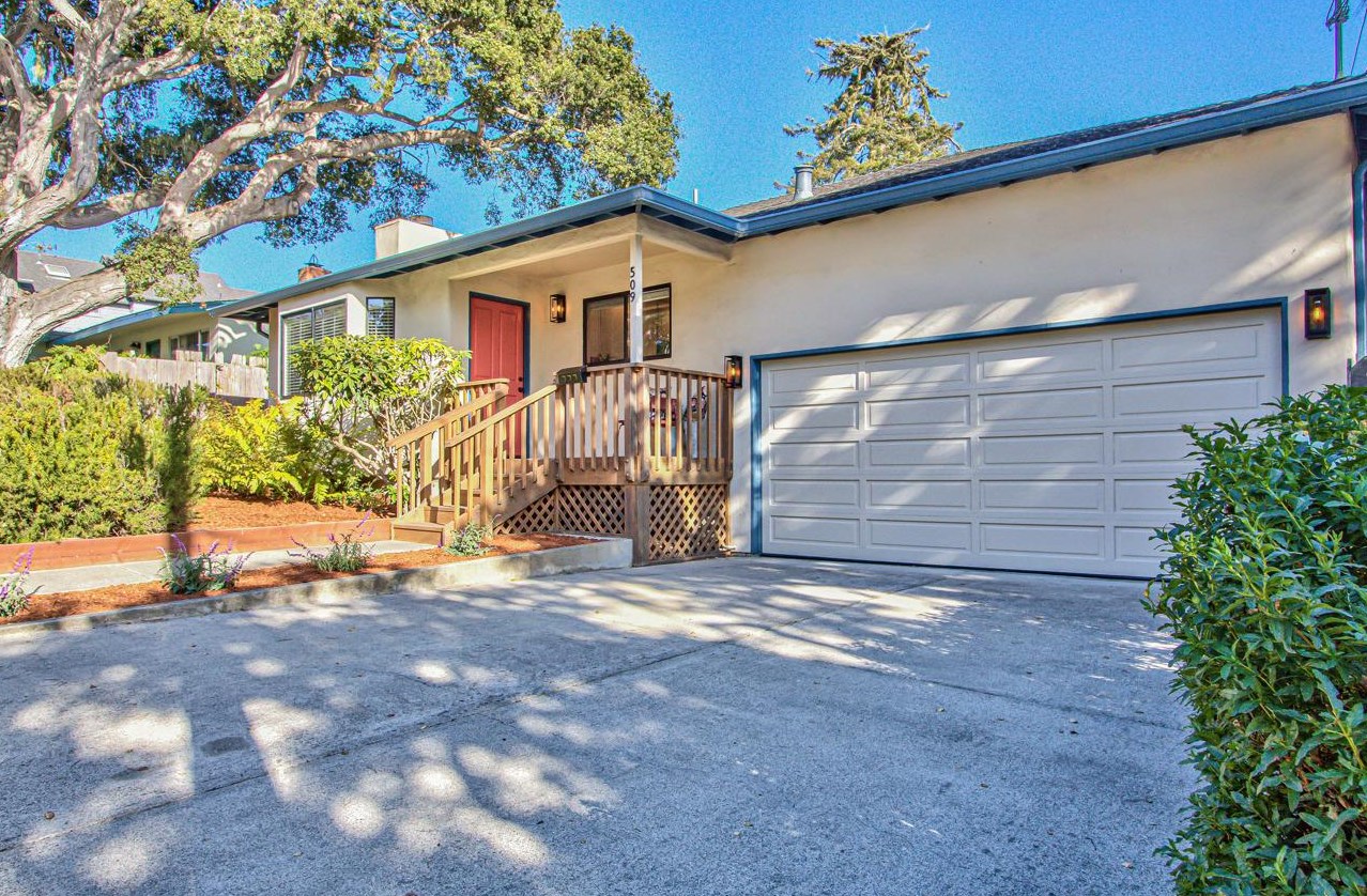 509 Alder St, Del Monte Park, CA 93950