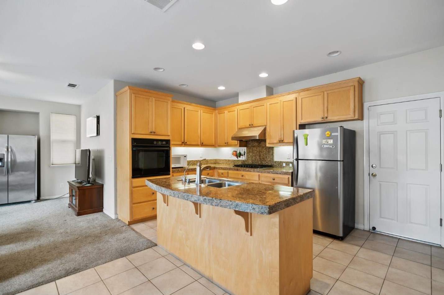 1825 Tioga Pass Way, Antioch CA  94531-9073 exterior
