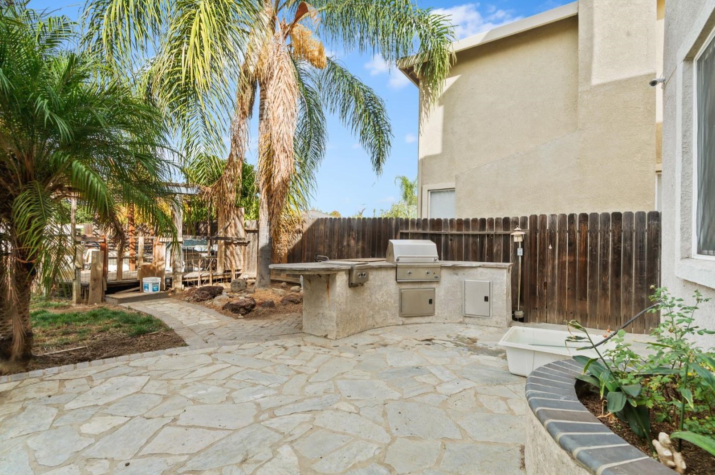 1825 Tioga Pass Way, Antioch CA  94531-9073 exterior