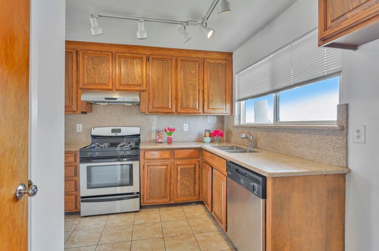 1744 Truckee Way, Salinas, CA 93906
