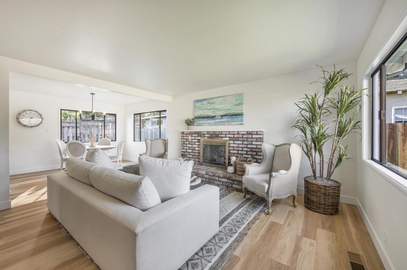 1036 S Rosita Ct, Pacifica, CA 94044