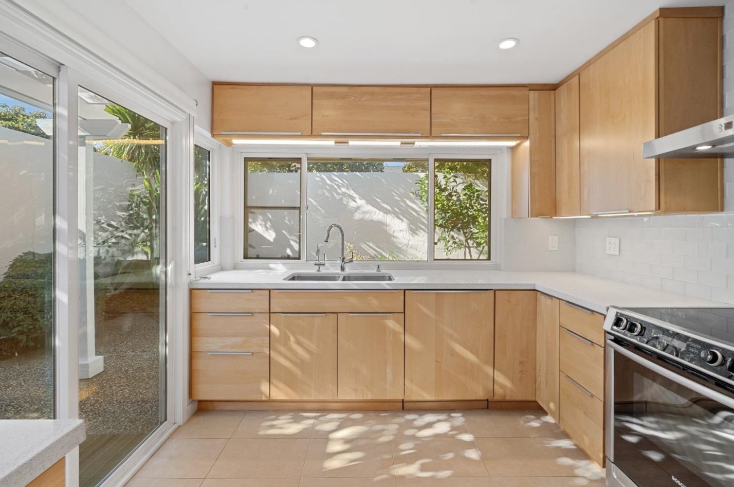 1477 Yukon Dr, Sunnyvale, CA 94087