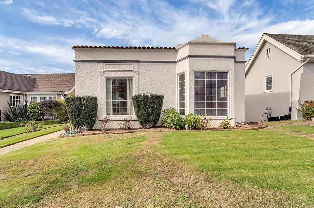 326 Santa Ana, San Francisco, CA 94127