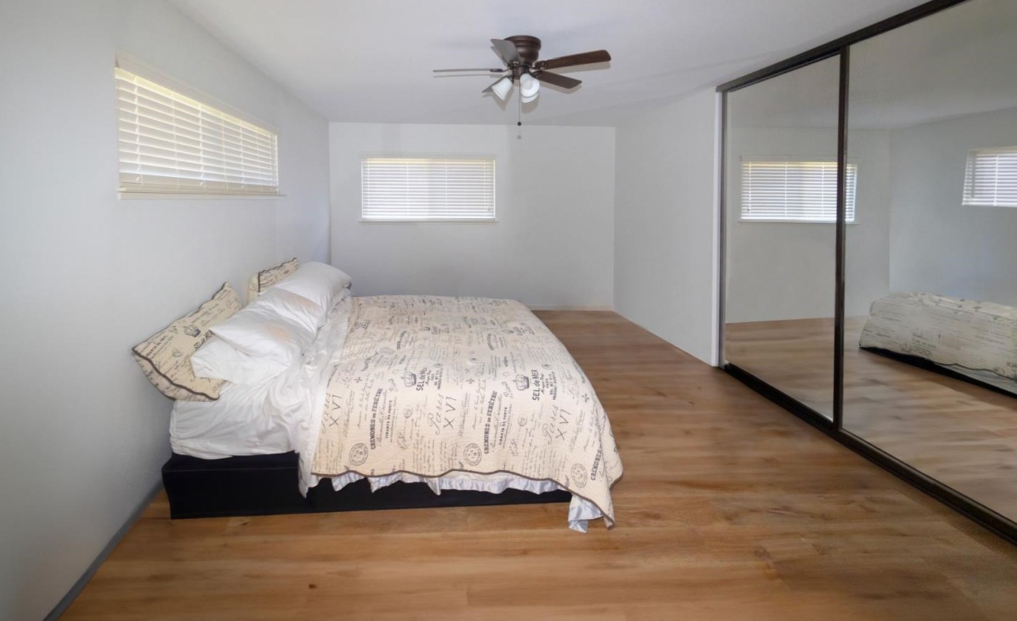 3470 Glendora Dr, San Mateo CA  94403-3942 exterior