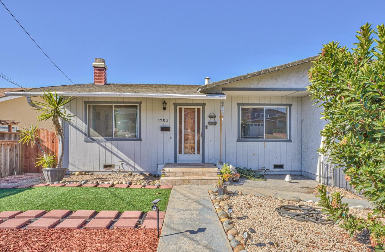 1753 Highland St, Seaside, CA 93955
