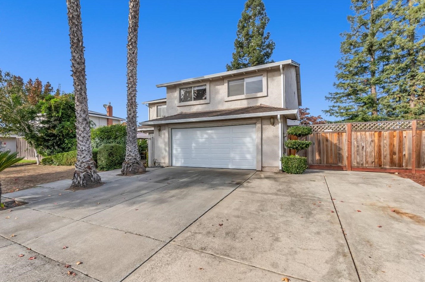 575 Victoria Dr, Gilroy, CA 95020-6711