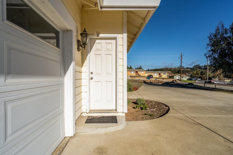 17890 Pesante Rd, Salinas CA  93907-1563 exterior