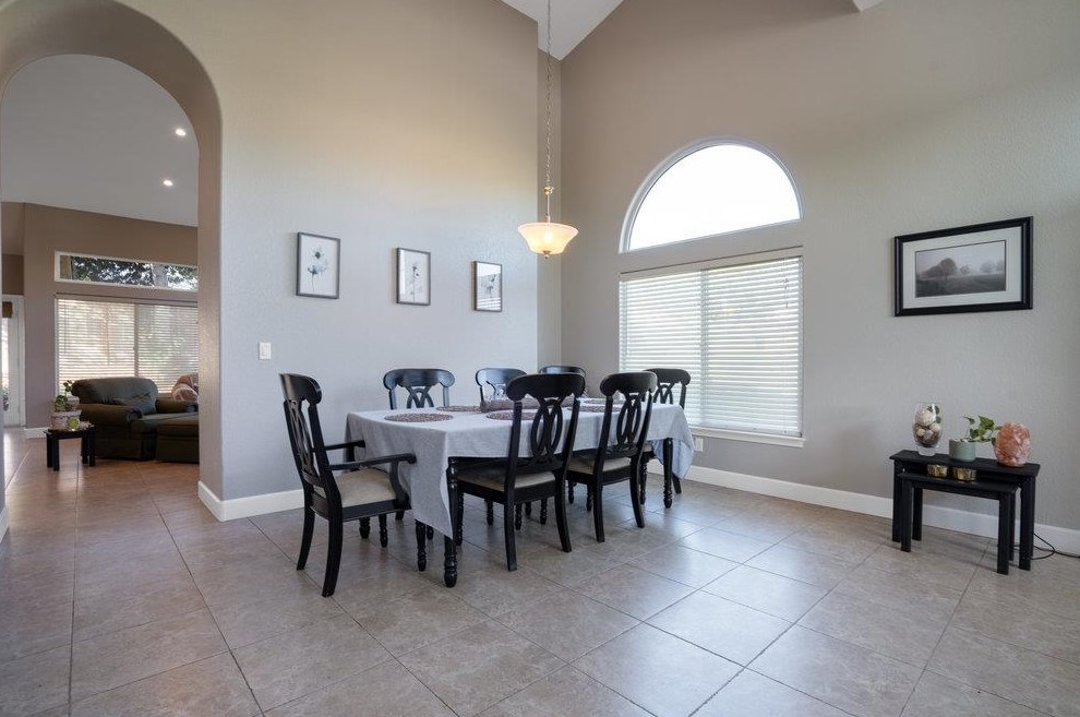 17890 Pesante Rd, Salinas CA  93907-1563 exterior