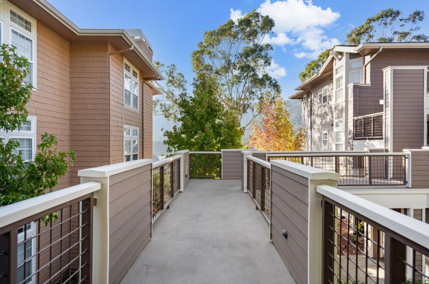 312 Crescent Ct, Brisbane, CA 94005-1230