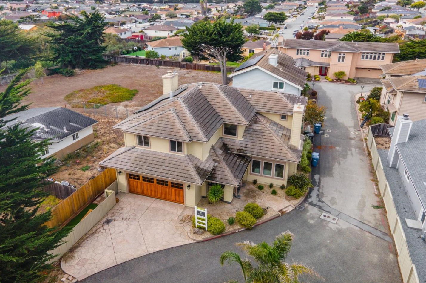 150 Katerina Ln, Marina, CA 93933-2259
