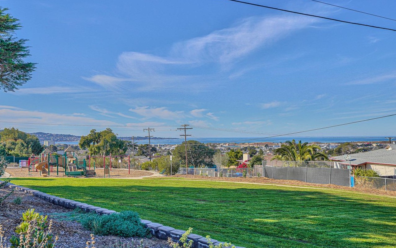 1506 Soto St, Seaside, CA 93955-5136