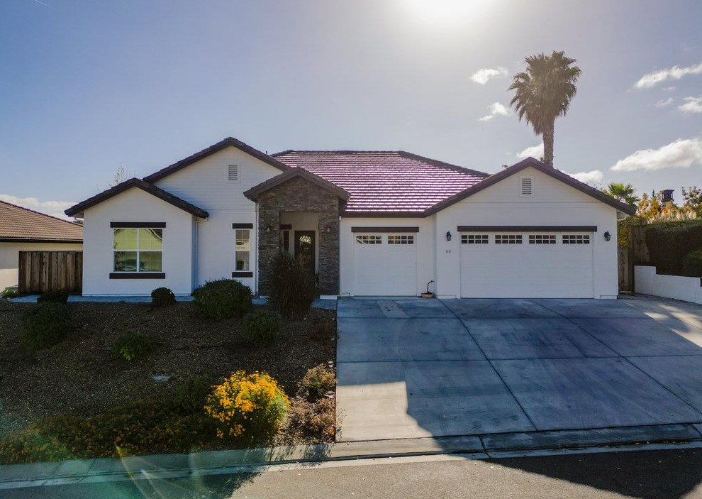 45 Ralphs Way, Hollister, CA 95023