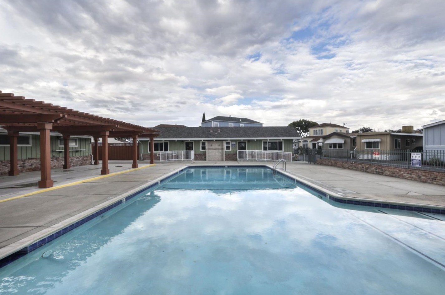 1201 Sycamore Ter, Sunnyvale CA  94086-8700 exterior