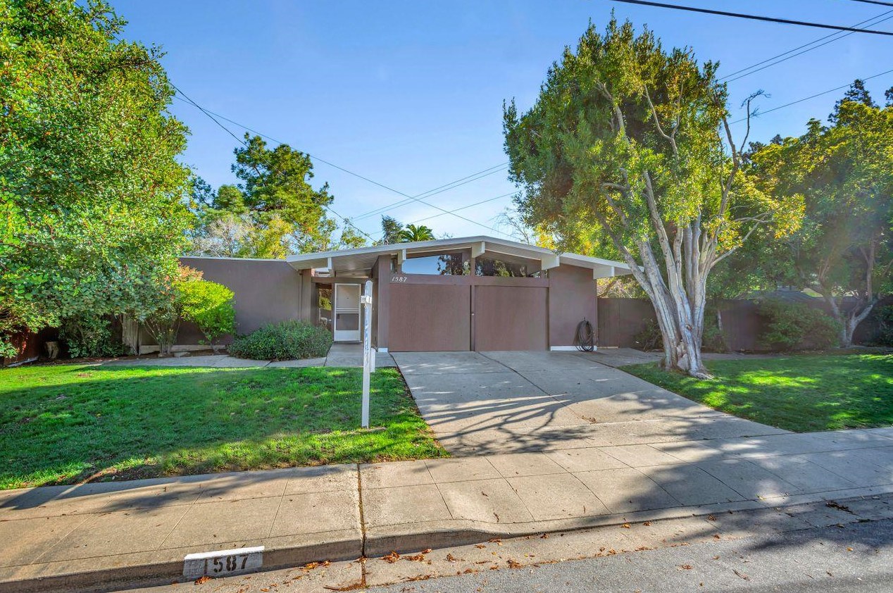 1587 Tarrytown St, San Mateo, CA 94402-3821