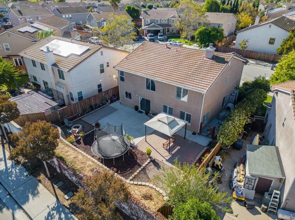 1754 Brentwood Ct, Hollister CA  95023-8110 exterior