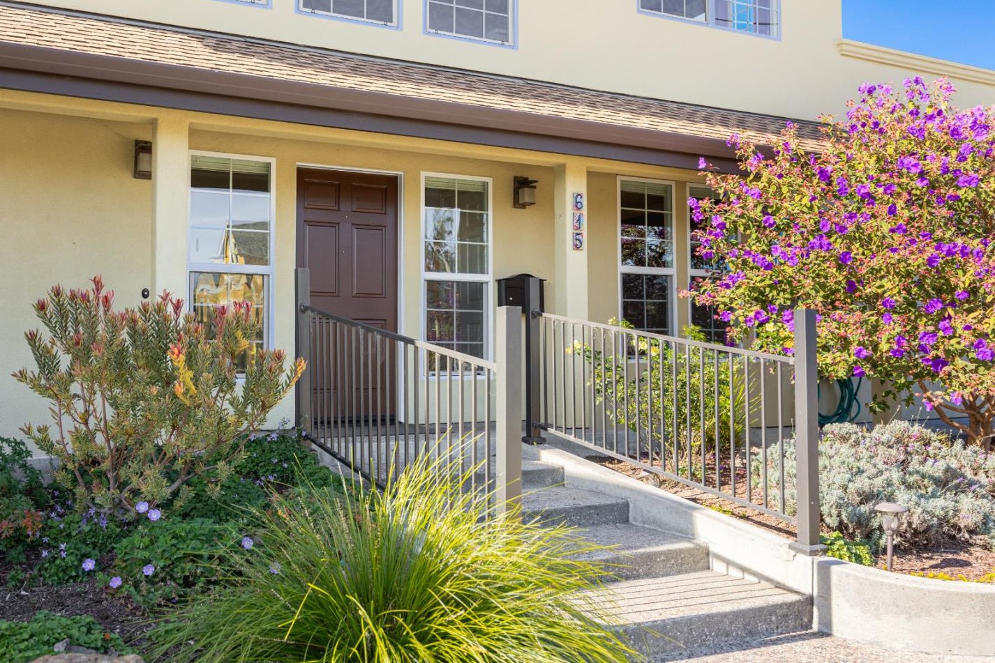 615 Poplar Ave, Santa Cruz, CA 95062