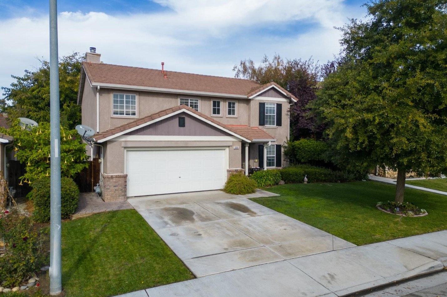 1691 Bayberry St, Hollister, CA 95023
