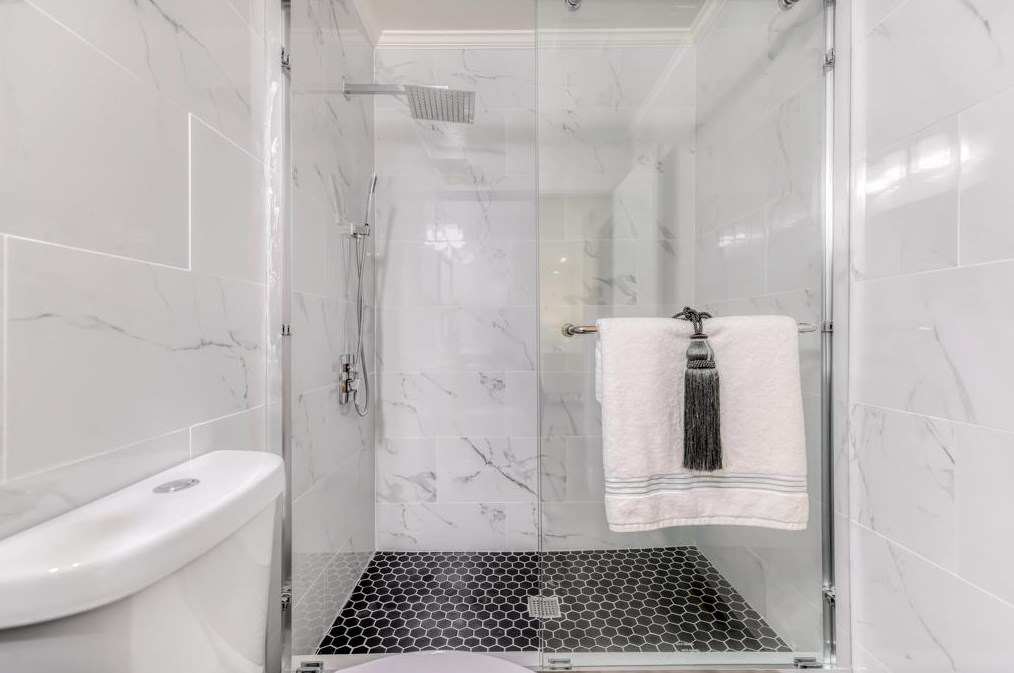 2940 Gomer Dr, Richmond CA  94806-2659 exterior