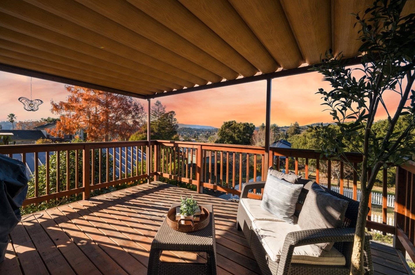 225 Sunset Terrace, Santa Cruz, CA 95066