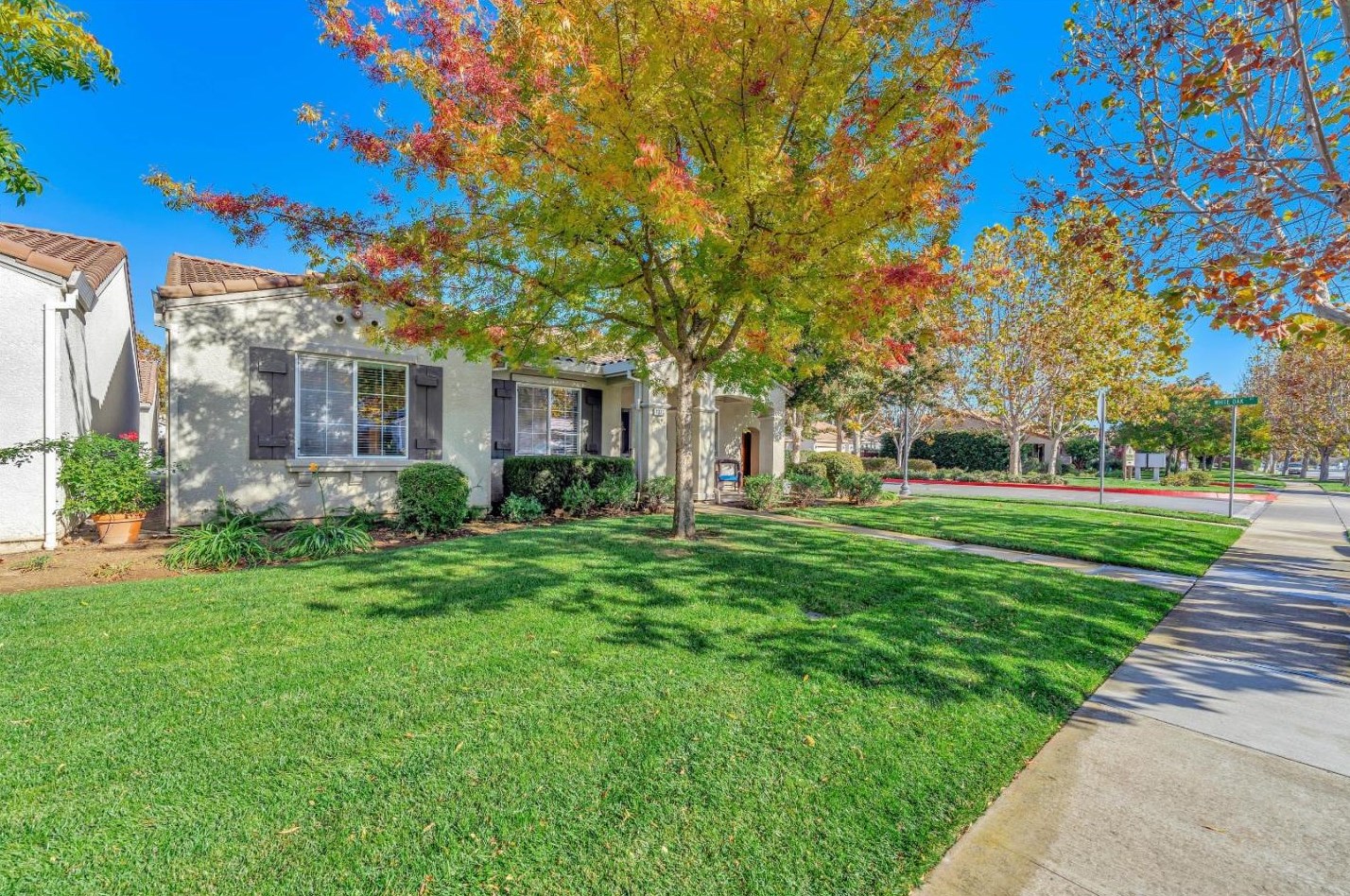 1375 Cypress Ct, Gilroy, CA 95020