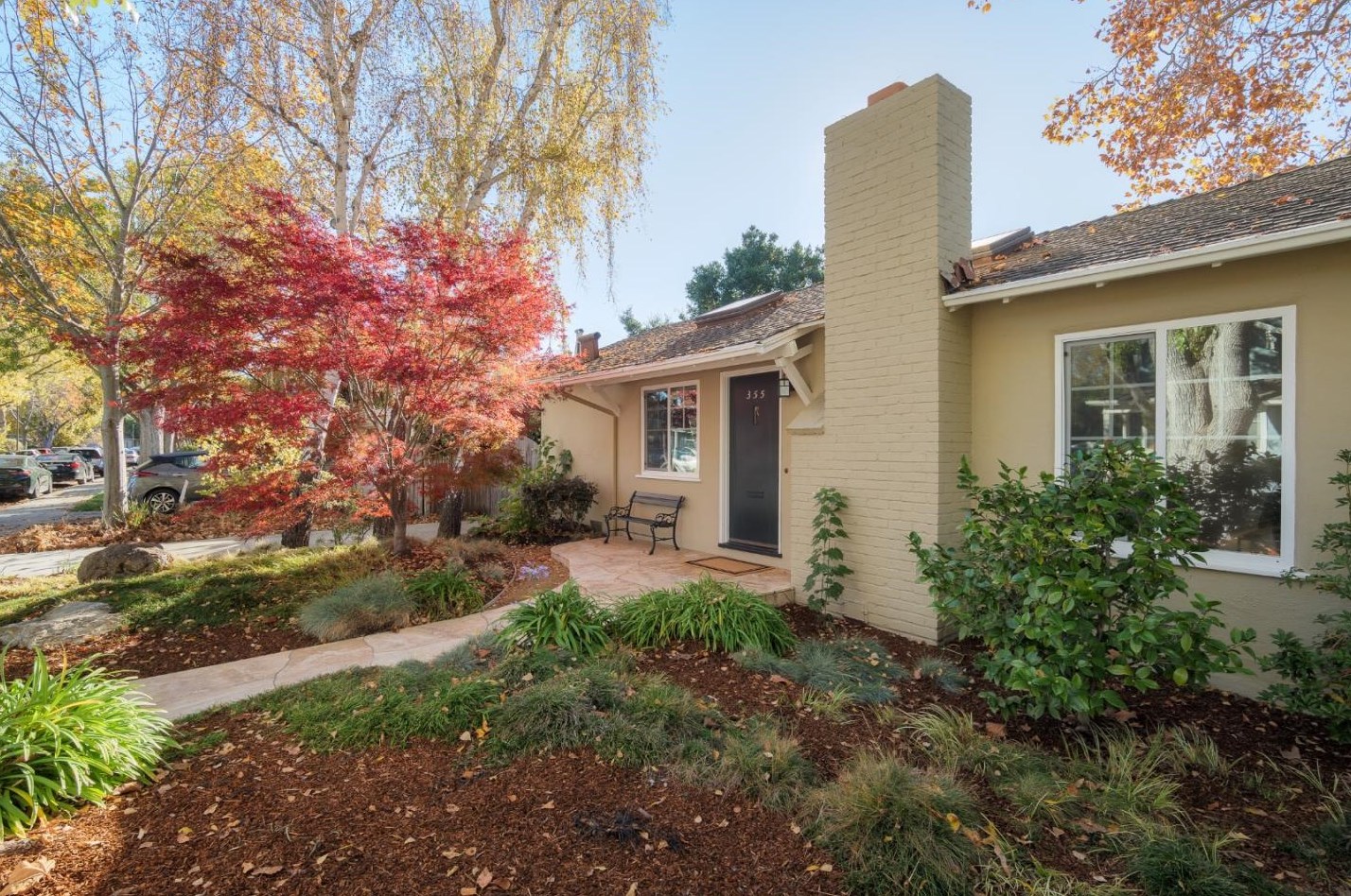 355 Iris Way, Palo Alto, CA 94303-3042