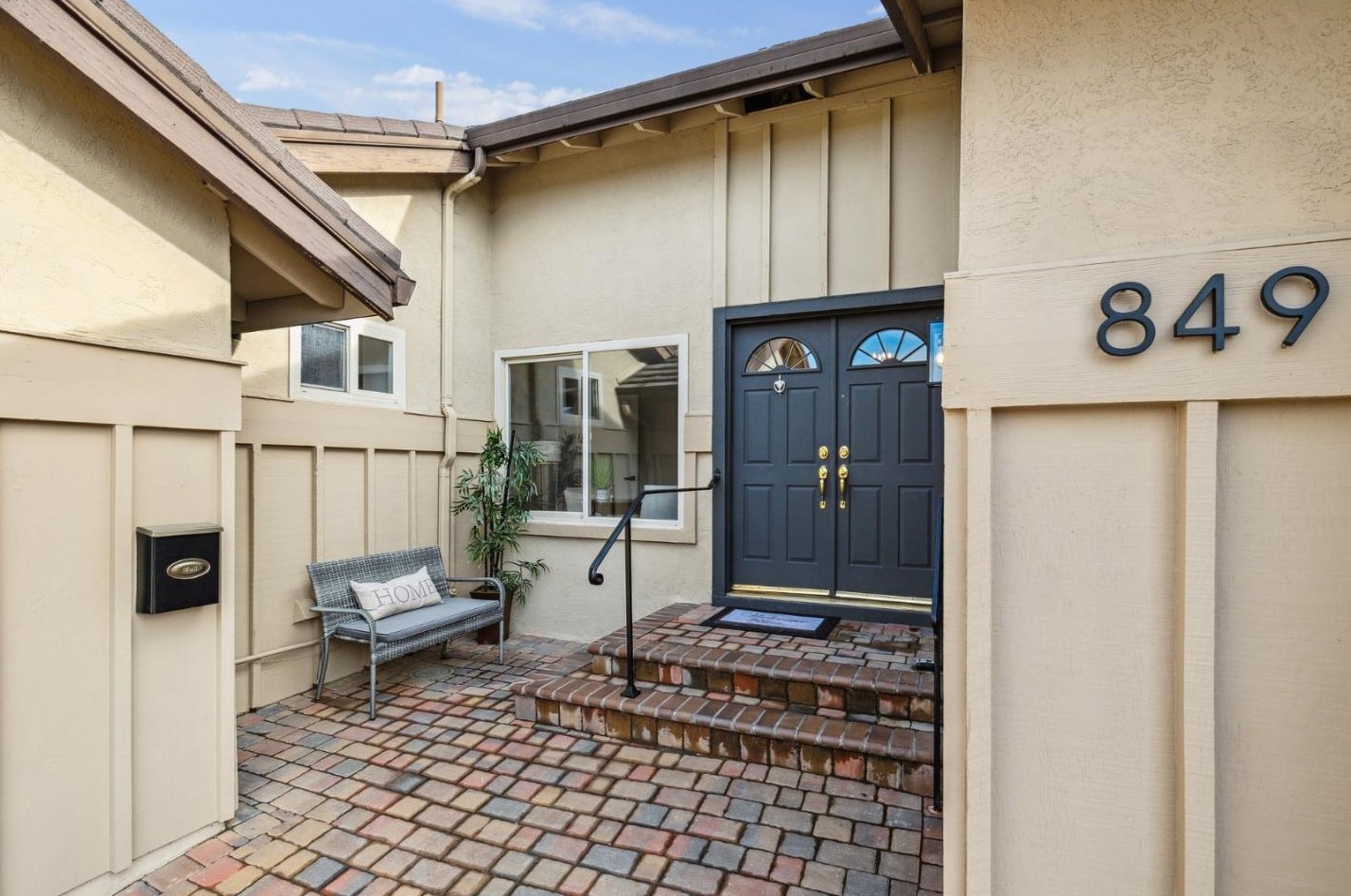 849 Vega Cir, San Mateo, CA 94404-2729