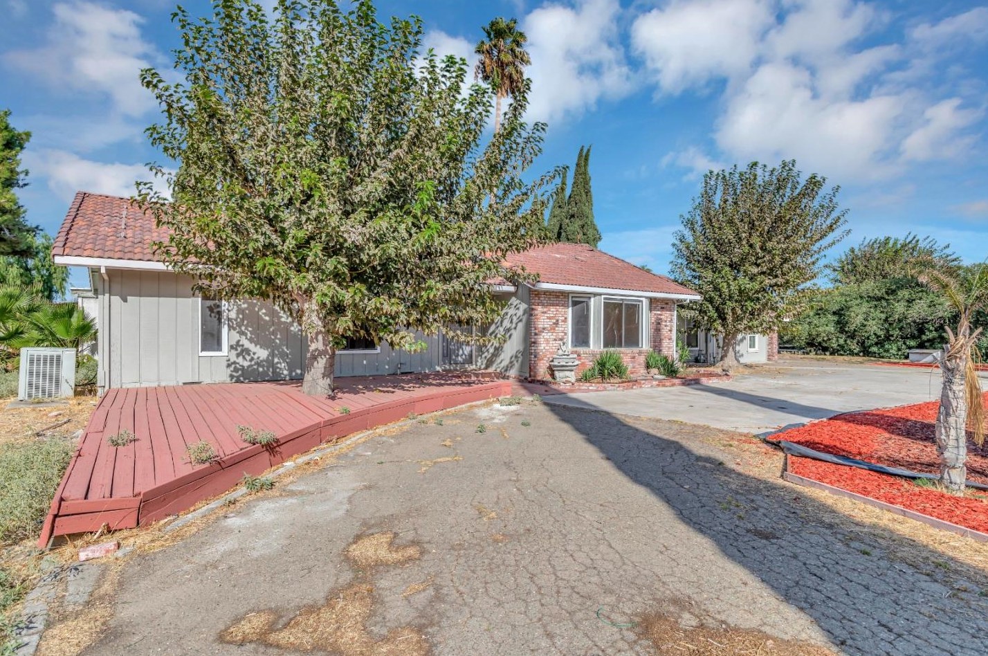 16043 Redondo Dr, Tracy, CA 95304-9727