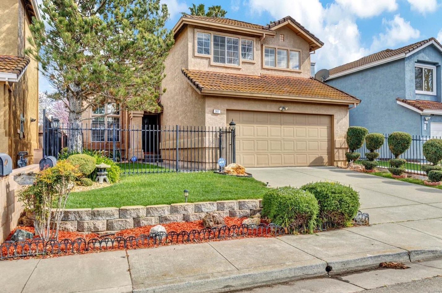 302 Hoyt Ct, Suisun City, CA 94585