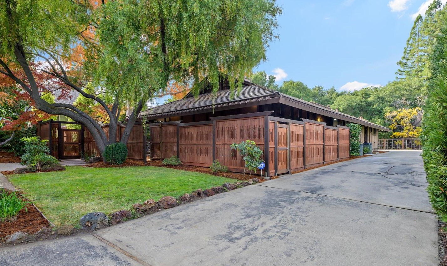 20721 Carniel Ave, Saratoga, CA 95070-3746