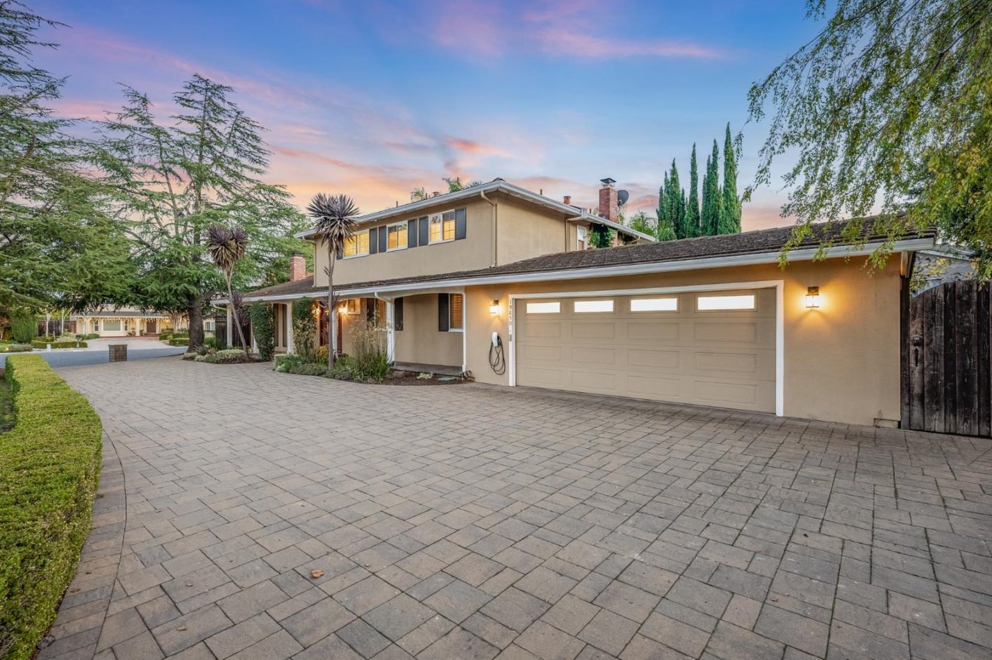 19850 Kane Ct, Saratoga, CA 95070
