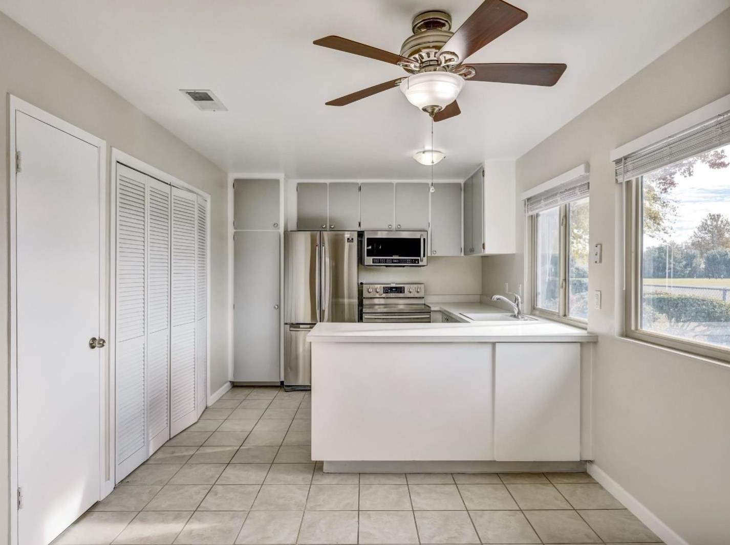 27392 Marigold Ct, Hayward, CA 94545