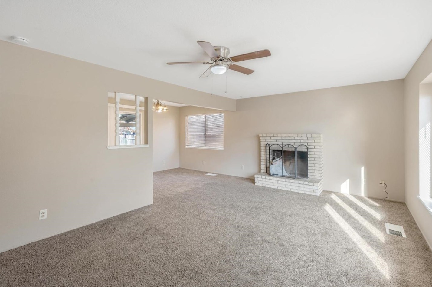 2525 Greenboro St, Turlock, CA 95382-1434