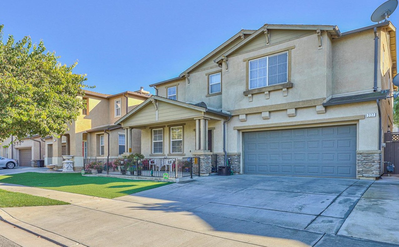 227 Tuscany Ave, Greenfield, CA 93927