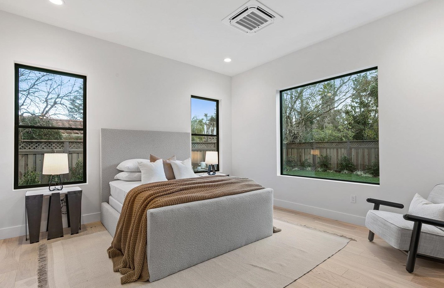 972 Olive St, Menlo Park CA  94025-5751 exterior