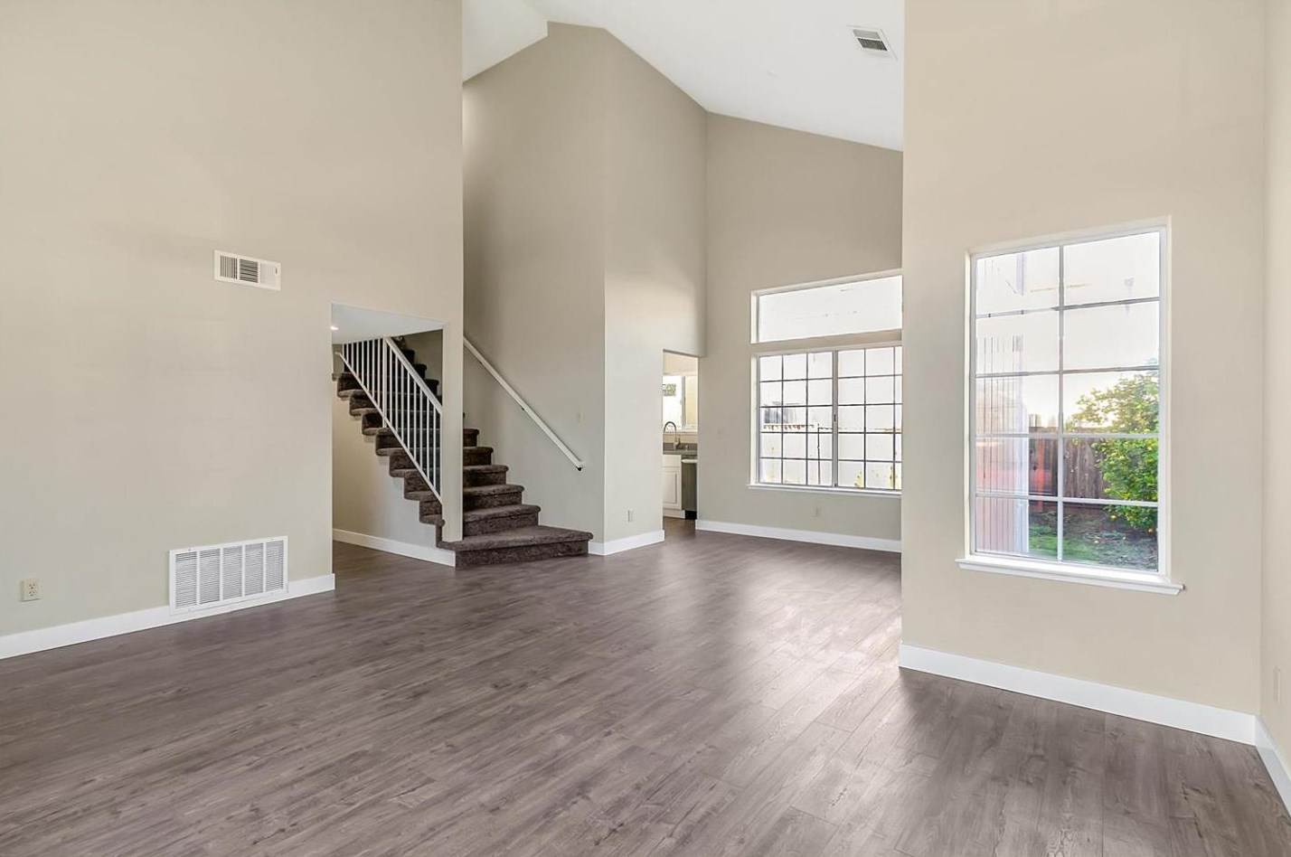 717 Deerfield Dr, Vallejo CA  94503 exterior