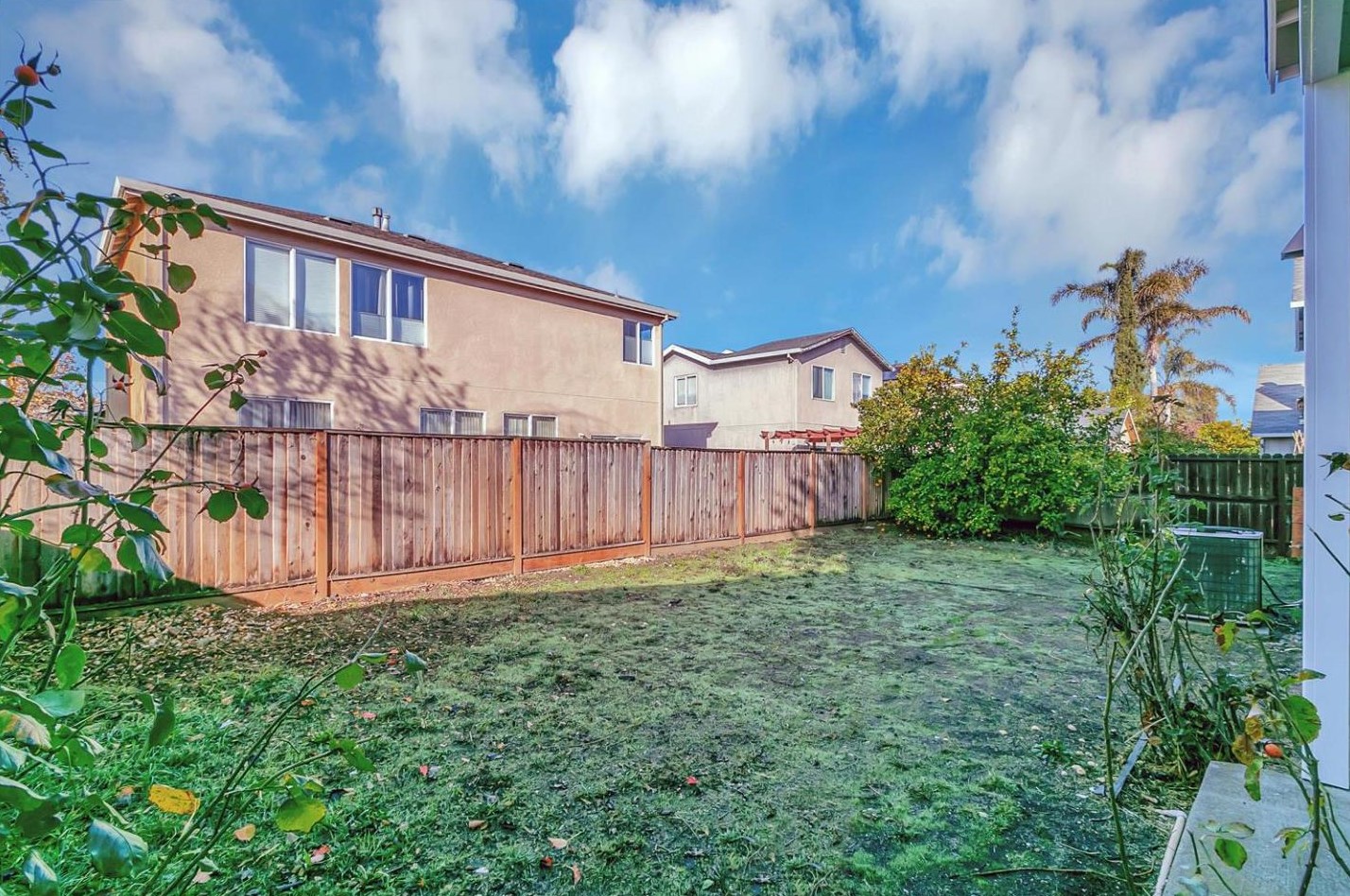 717 Deerfield Dr, Vallejo CA  94503 exterior