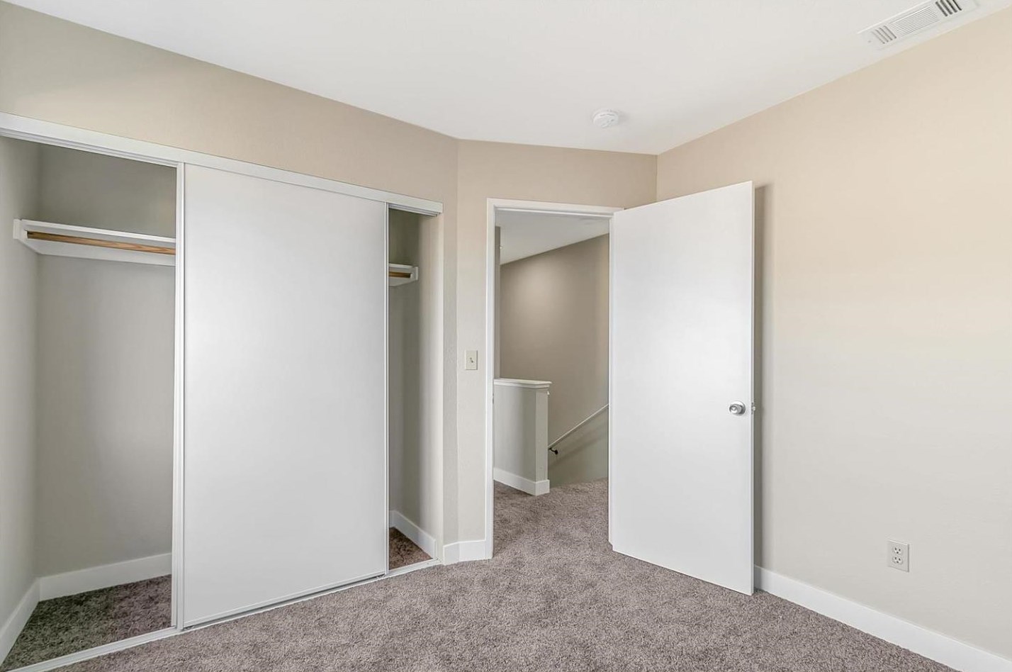 717 Deerfield Dr, Vallejo CA  94503 exterior