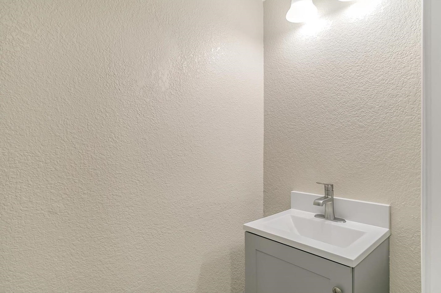 717 Deerfield Dr, Vallejo CA  94503 exterior