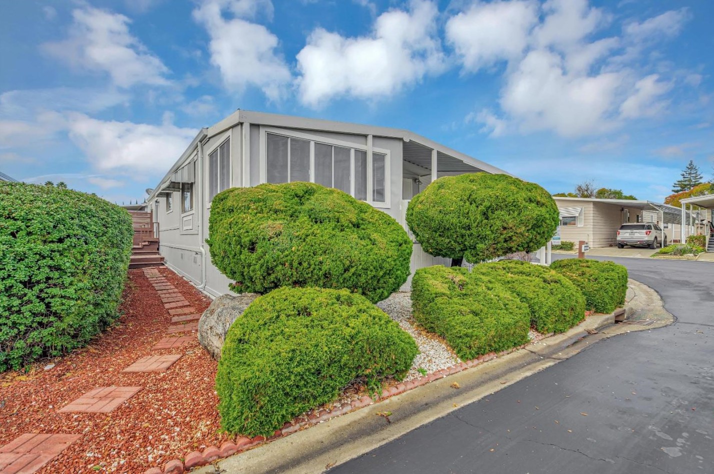 137 Vinewood Ln 137, Morgan Hill, CA 95037