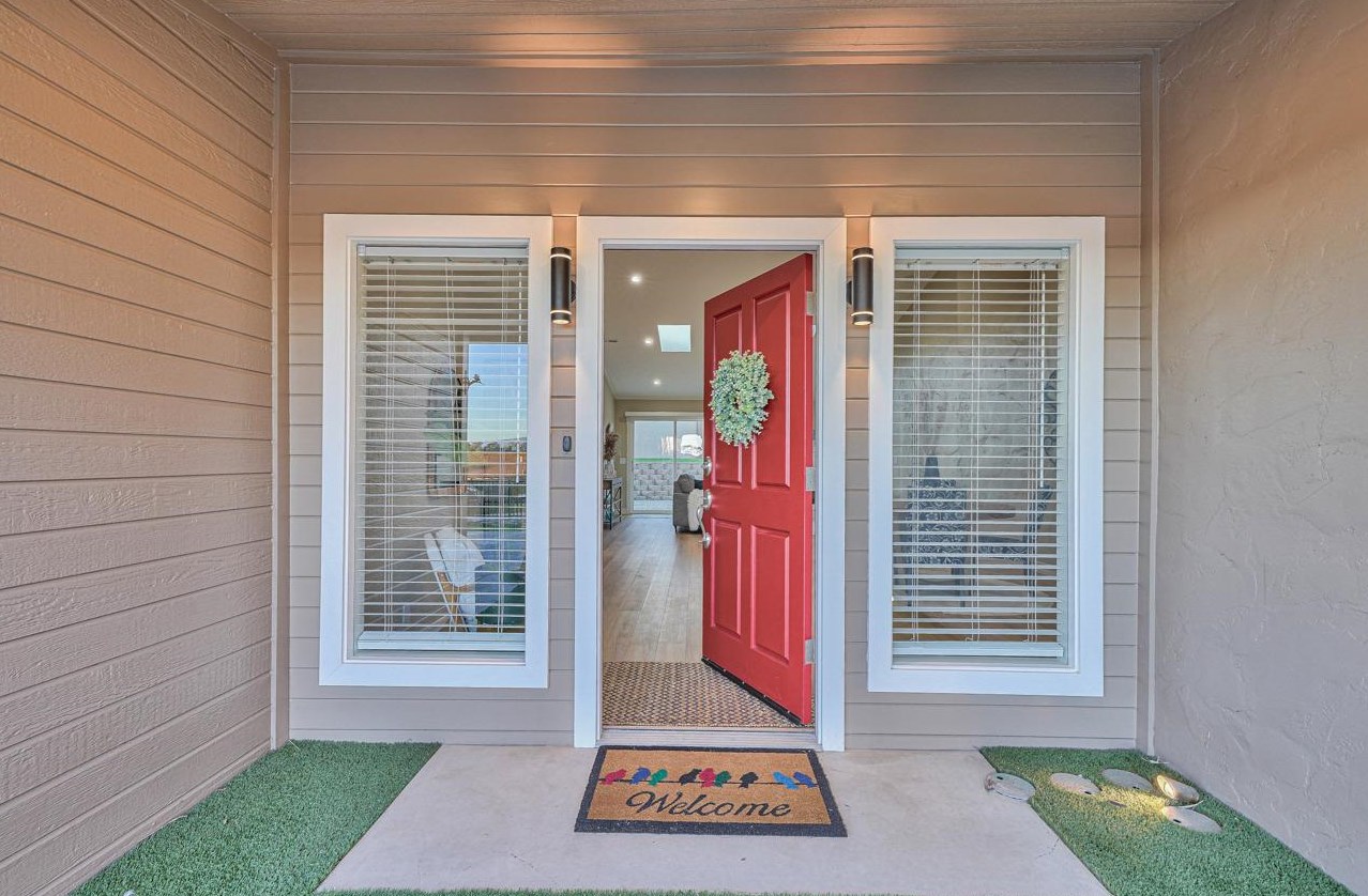 3349 Drew St, Marina, CA 93933-2100