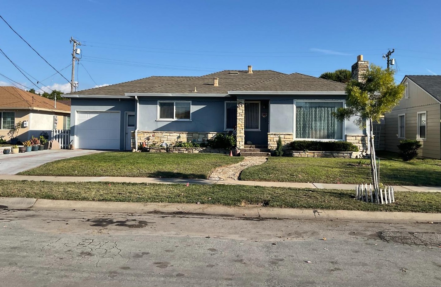29 Prince Pl, Salinas, CA 93905-3125
