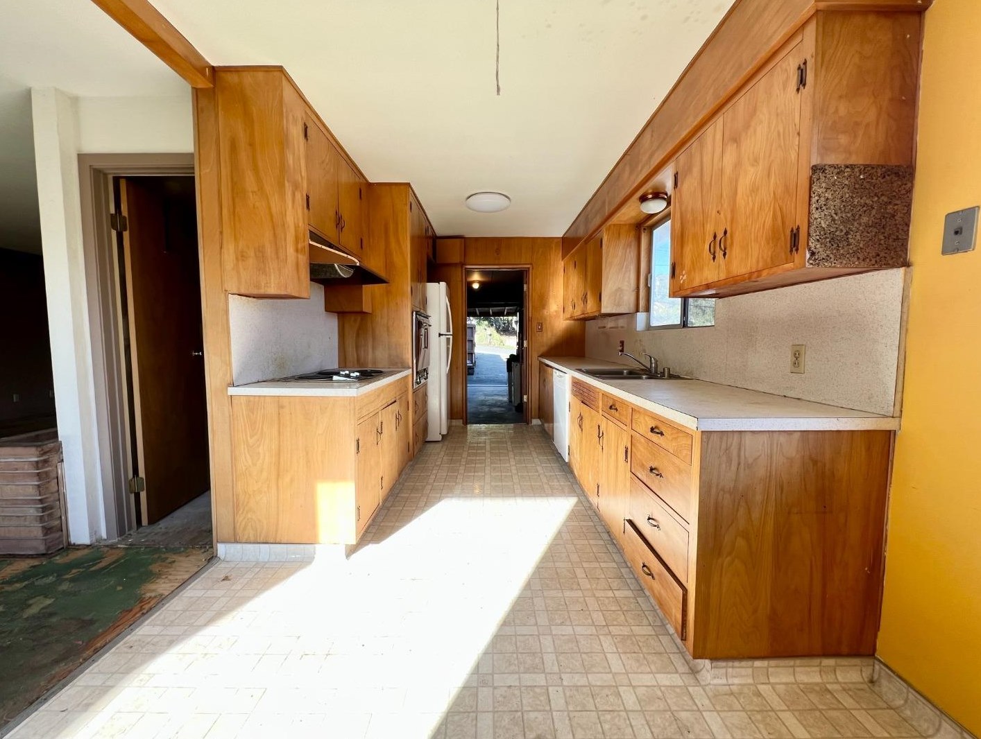 2614 Coronet Blvd, Belmont, CA 94002