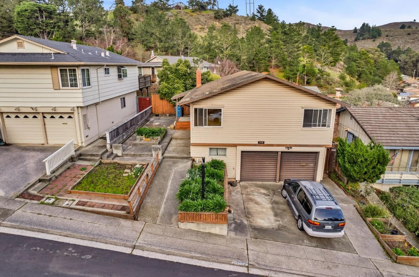 1546 Terra Nova Blvd, Pacifica, CA 94044