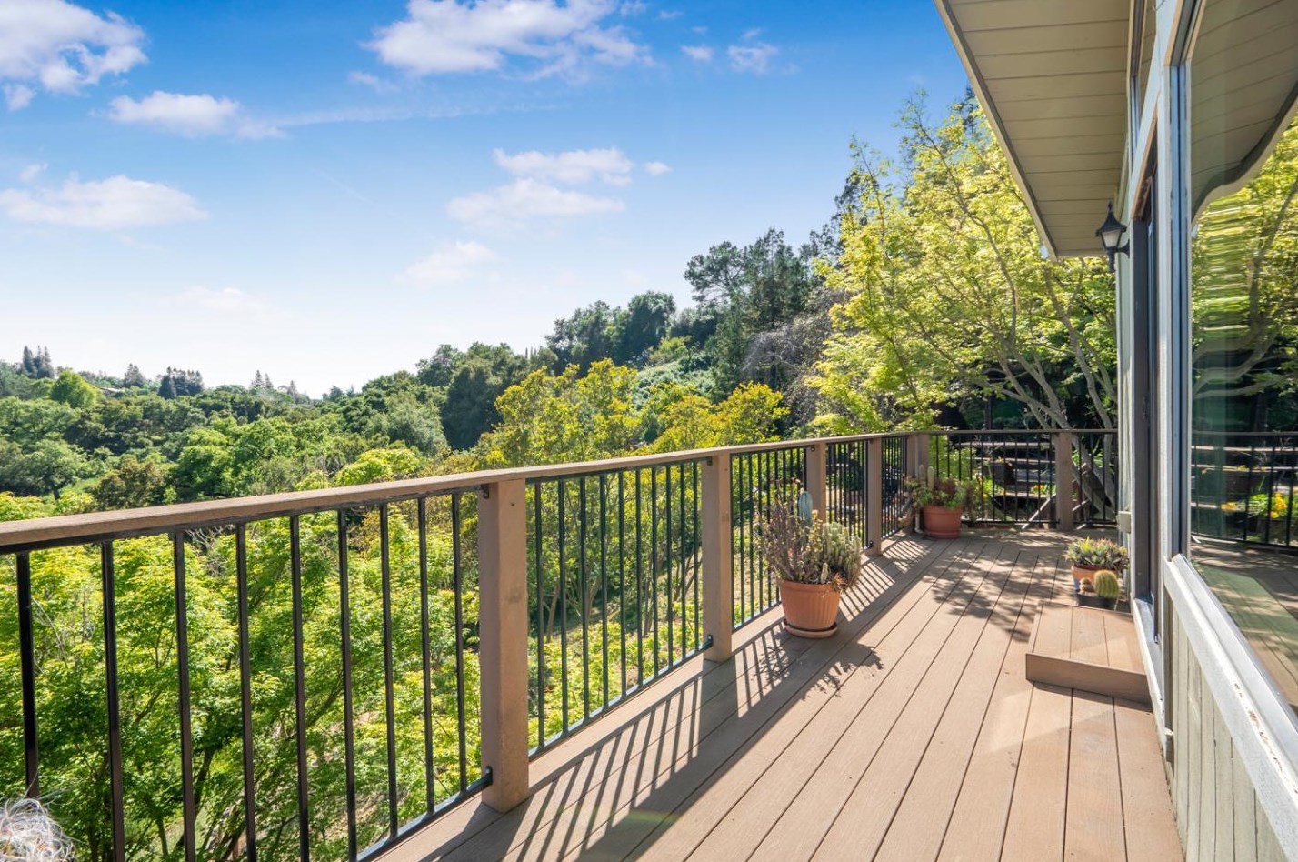 16955 Oakridge Ln, Morgan Hill CA  95037-6819 exterior