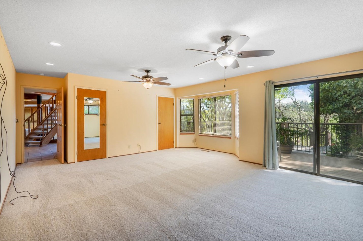 16955 Oakridge Ln, Morgan Hill CA  95037-6819 exterior