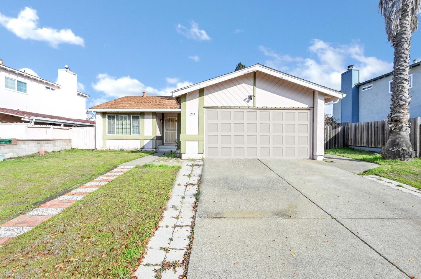 233 Oriole Ct, Rodeo, CA 94547-1612