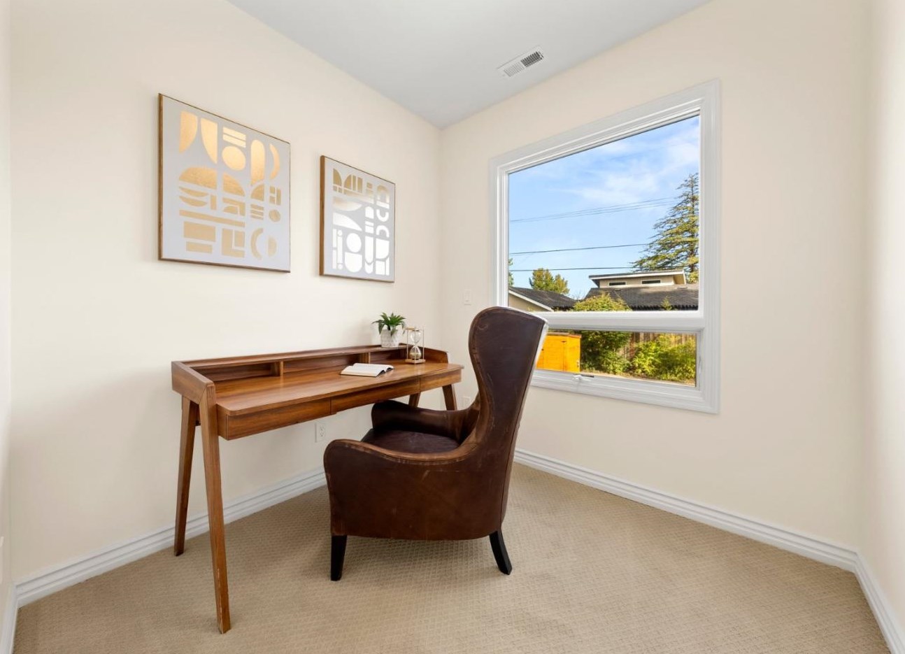 20259 Herriman Ave, Saratoga CA  95070-4905 exterior